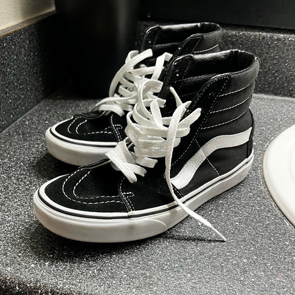 Vans Black High-Top Sneakers Men Size 7.5/ Women Size 9 - Unisex - Picture 4 of 5